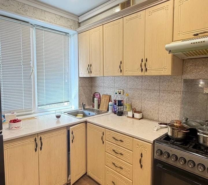 Продаётся 3-комнатная квартира, 58.8 м²