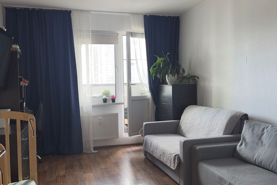 Продаётся 1-комнатная квартира, 40.9 м²