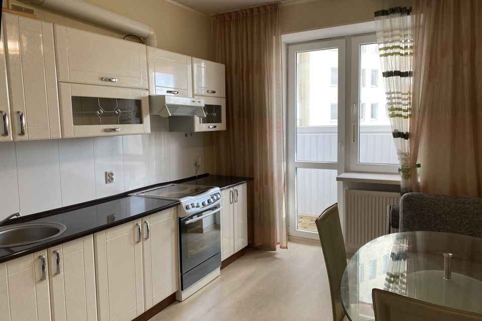 Продаётся 1-комнатная квартира, 40.4 м²