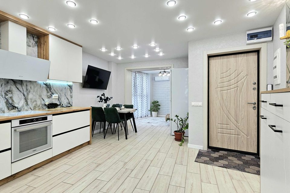 Продаётся 3-комнатная квартира, 79.9 м²