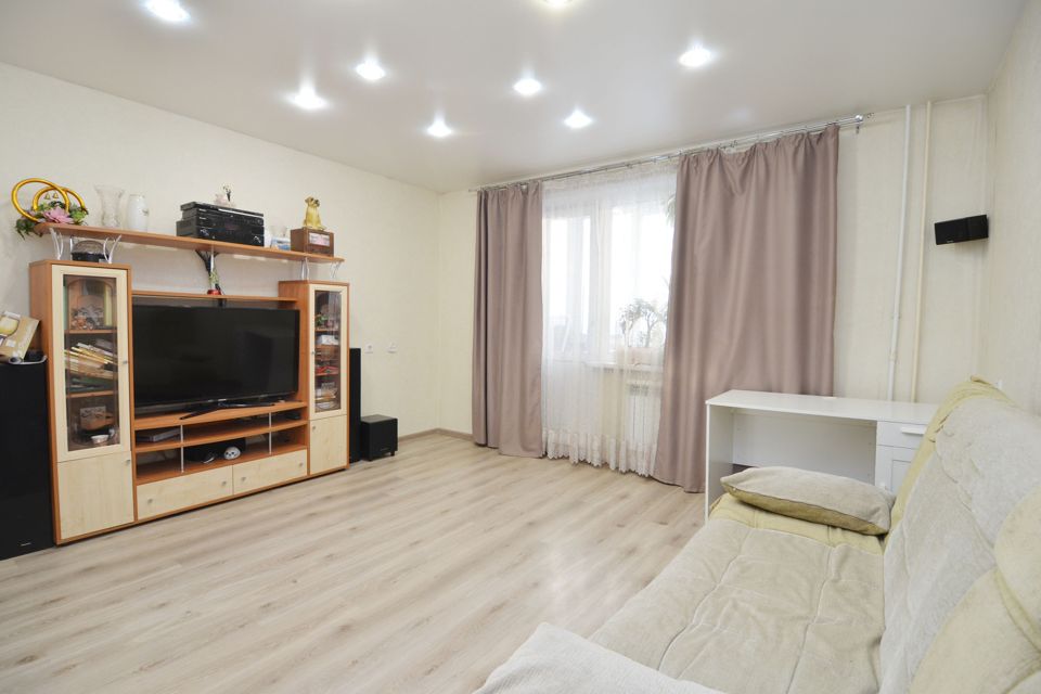 Продаётся 4-комнатная квартира, 78.8 м²