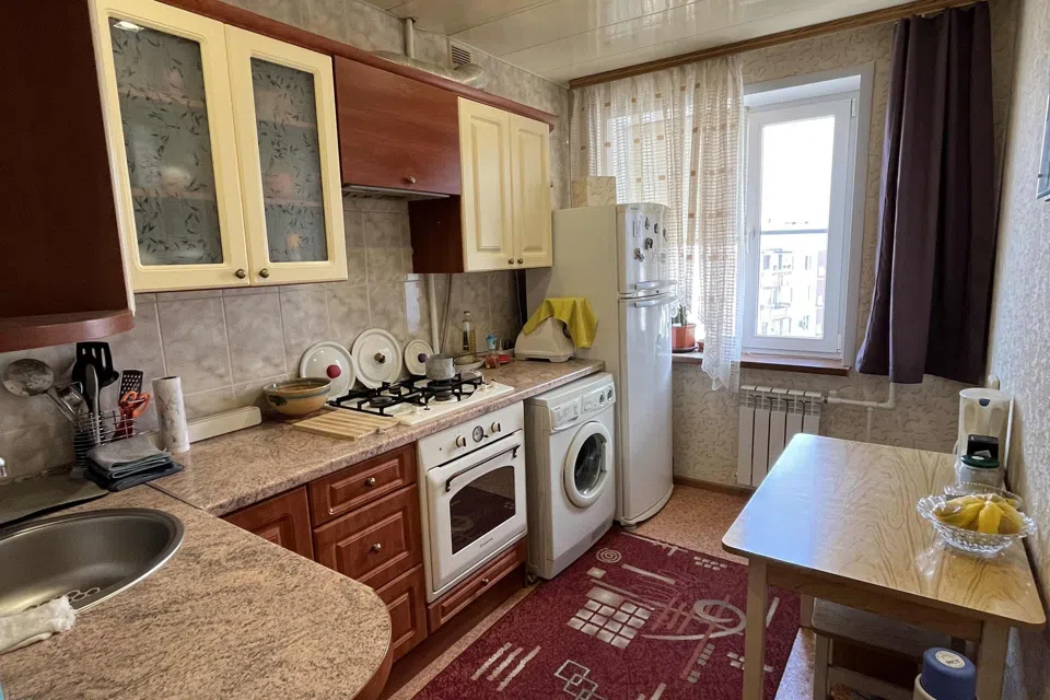 Продаётся 3-комнатная квартира, 63 м²