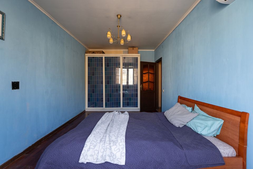Продаётся 4-комнатная квартира, 90.6 м²