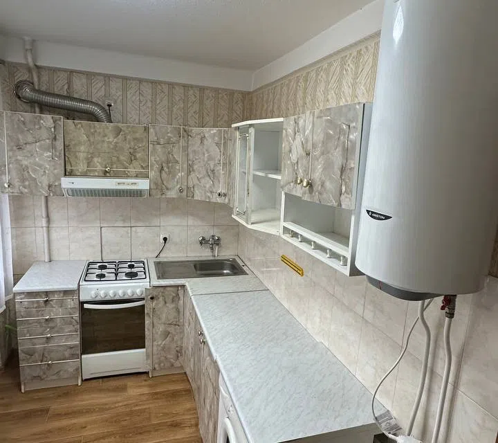 Продаётся 3-комнатная квартира, 59.7 м²