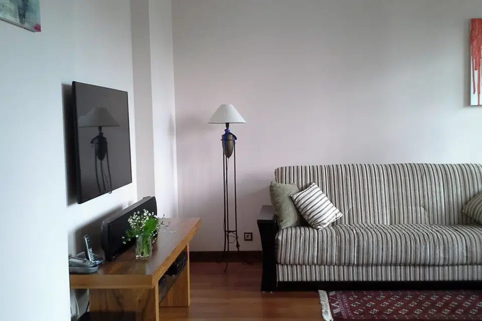 Продаётся 2-комнатная квартира, 83.6 м²