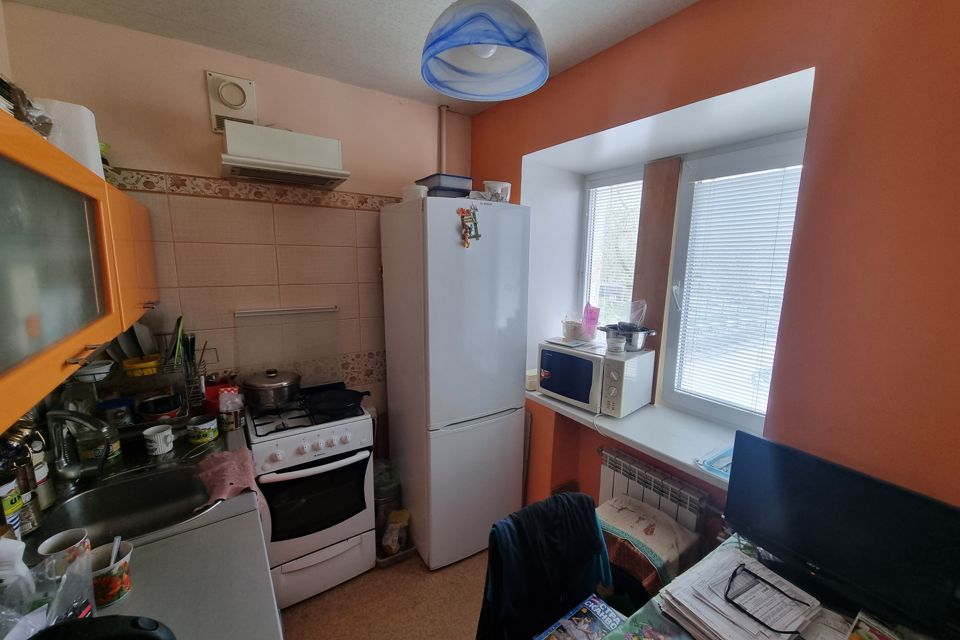 Продаётся 3-комнатная квартира, 51.4 м²