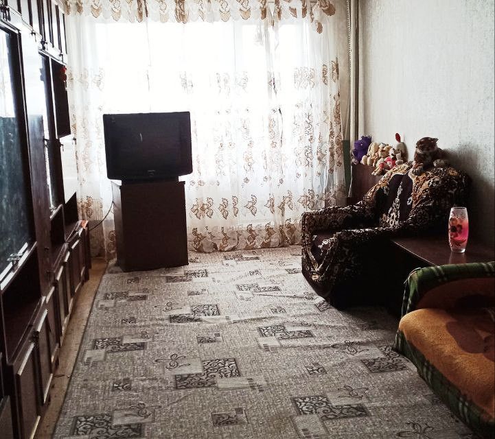 Продаётся 3-комнатная квартира, 70.4 м²
