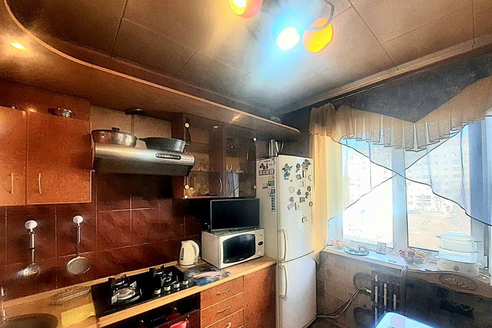 Продаётся 3-комнатная квартира, 63.8 м²