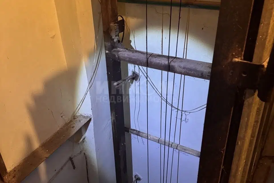 Продаётся помещение своб. назначения, 425 м²