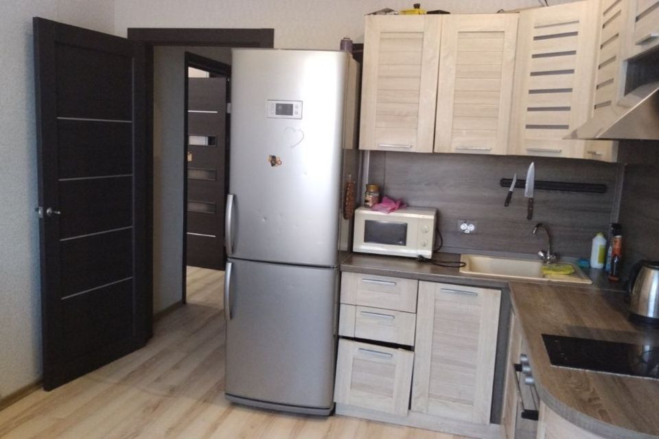 Продаётся 1-комнатная квартира, 43.2 м²