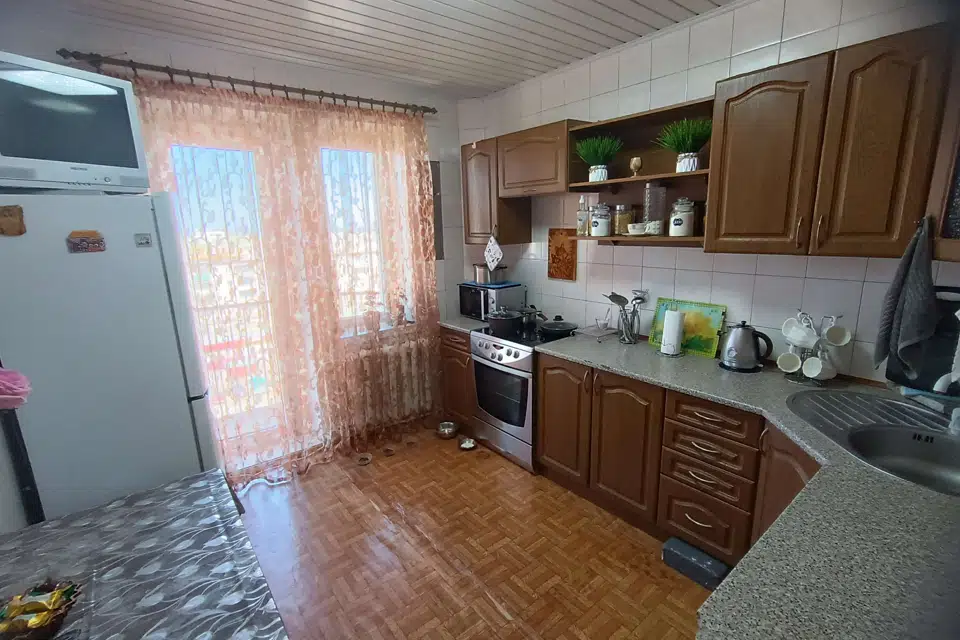 Продаётся 3-комнатная квартира, 82 м²