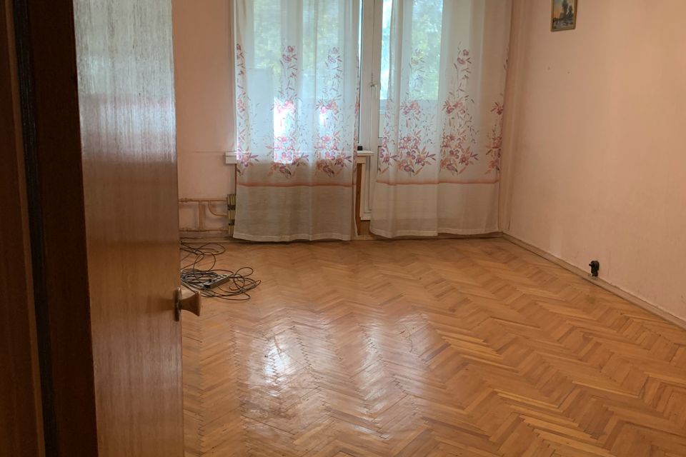 Продаётся 3-комнатная квартира, 63.7 м²