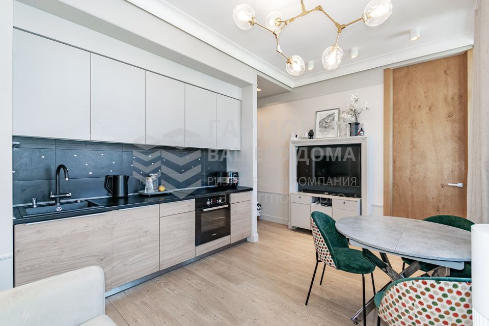 Продаётся 1-комнатная квартира, 37 м²