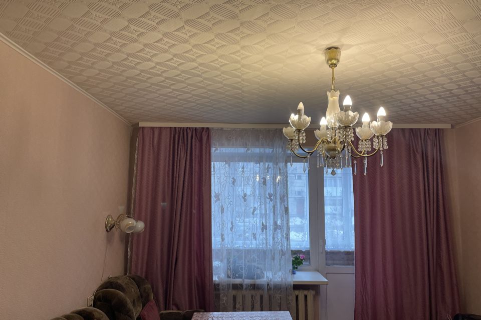 Продаётся 4-комнатная квартира, 74.6 м²