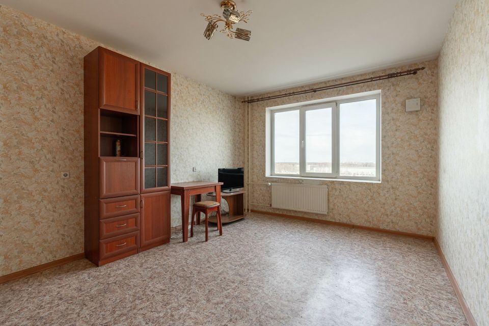 Продаётся 1-комнатная квартира, 42.3 м²