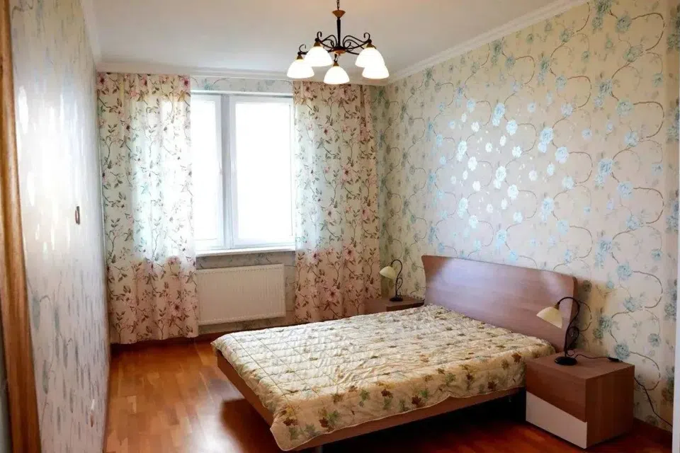 Продаётся 2-комнатная квартира, 82.6 м²