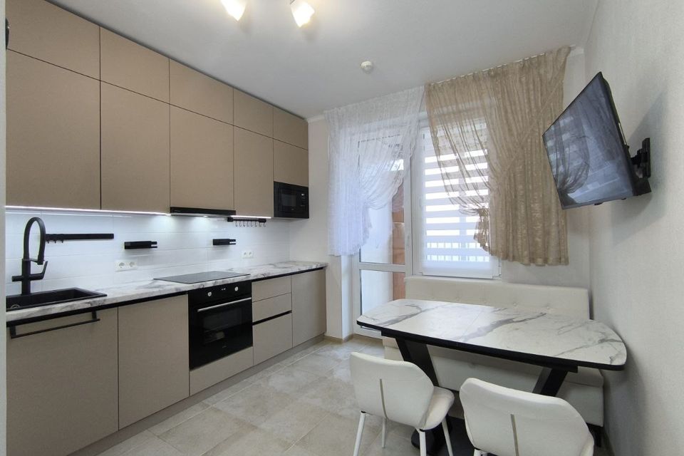 Продаётся 2-комнатная квартира, 55.5 м²