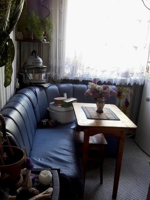 Продаётся 3-комнатная квартира, 42.8 м²