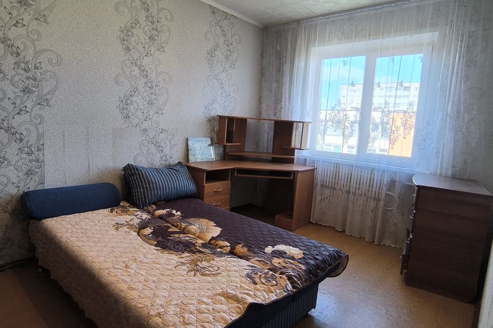Продаётся 4-комнатная квартира, 76.5 м²