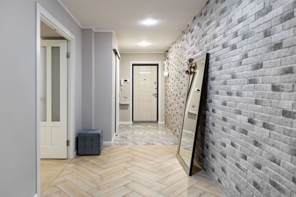 Продаётся 3-комнатная квартира, 104 м²