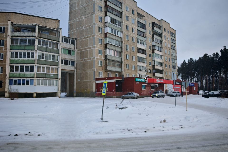 Продаётся 3-комнатная квартира, 58.7 м²