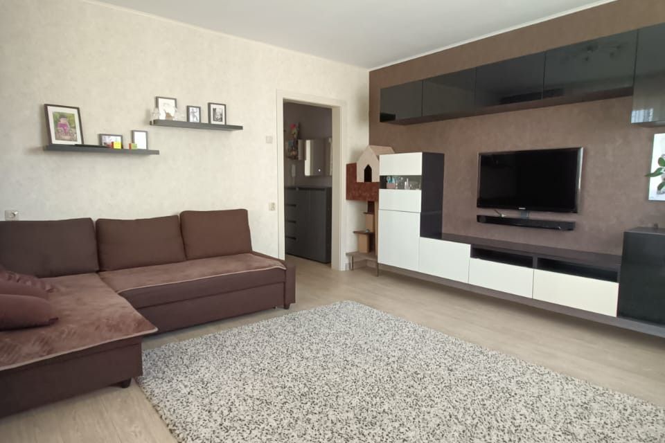 Продаётся 2-комнатная квартира, 55 м²