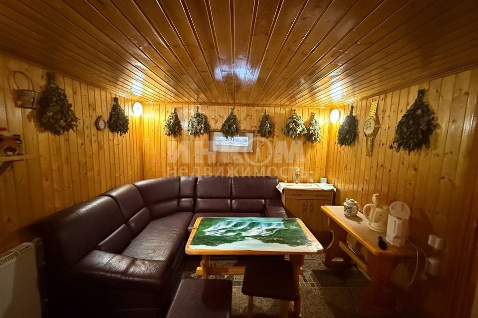 Продаётся 2-этажный дом, 300 м²