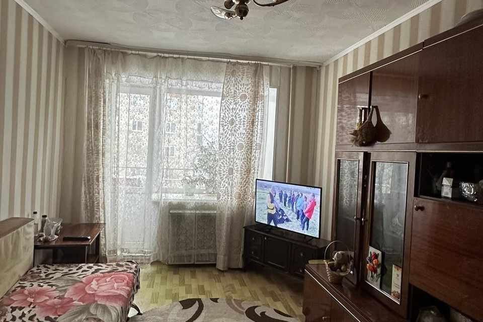 Продаётся 2-комнатная квартира, 43.8 м²