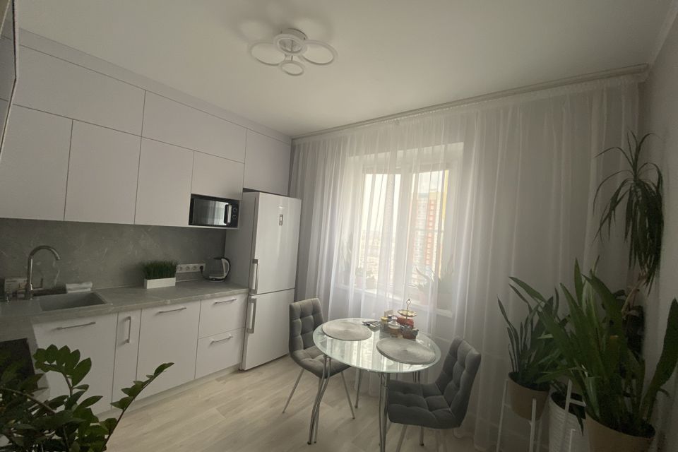 Продаётся 1-комнатная квартира, 37.5 м²