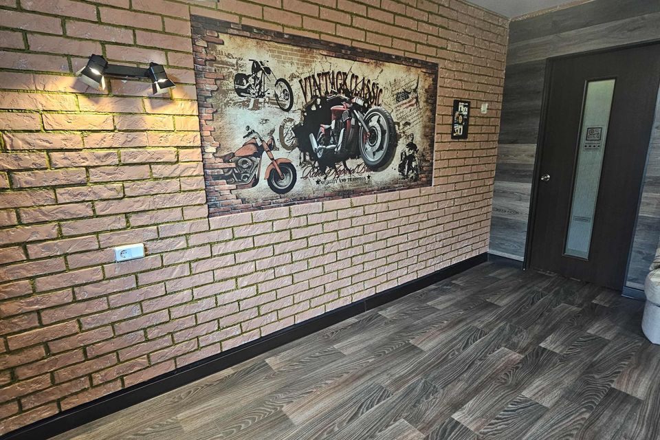 Продаётся 4-комнатная квартира, 61 м²
