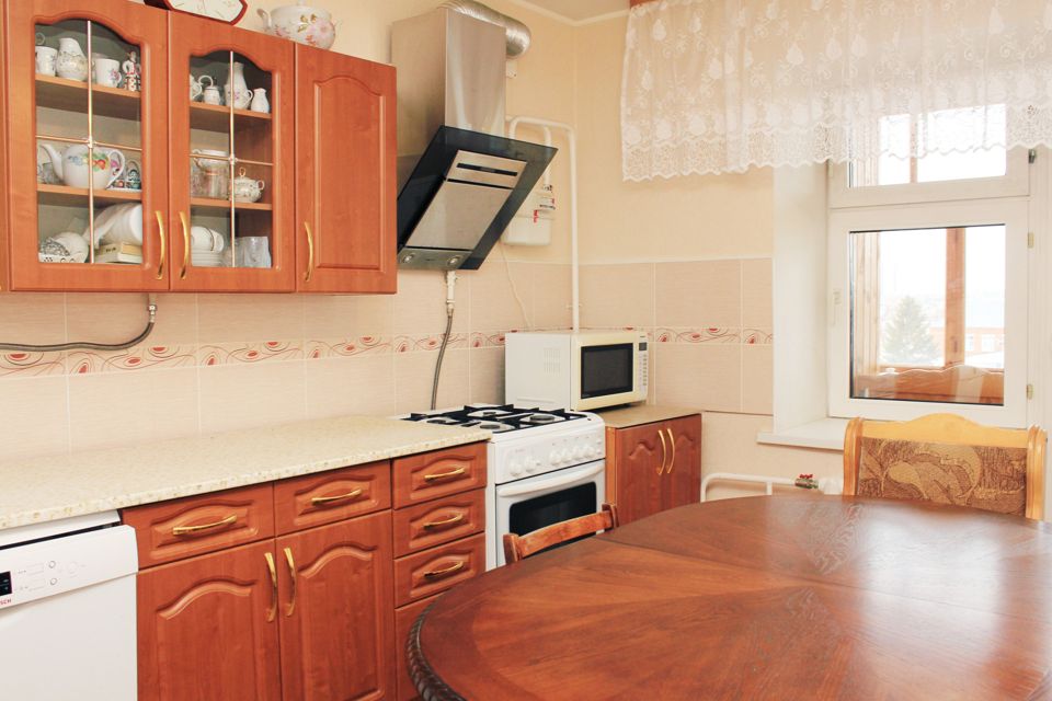 Продаётся 2-комнатная квартира, 58 м²