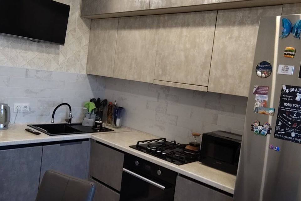 Продаётся 3-комнатная квартира, 63 м²