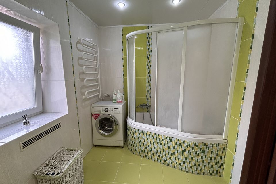 Продаётся 2-этажный дом, 170 м²