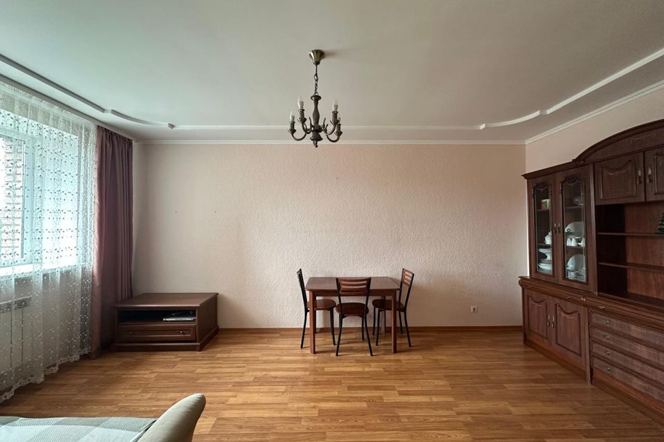 Продаётся 2-комнатная квартира, 58 м²