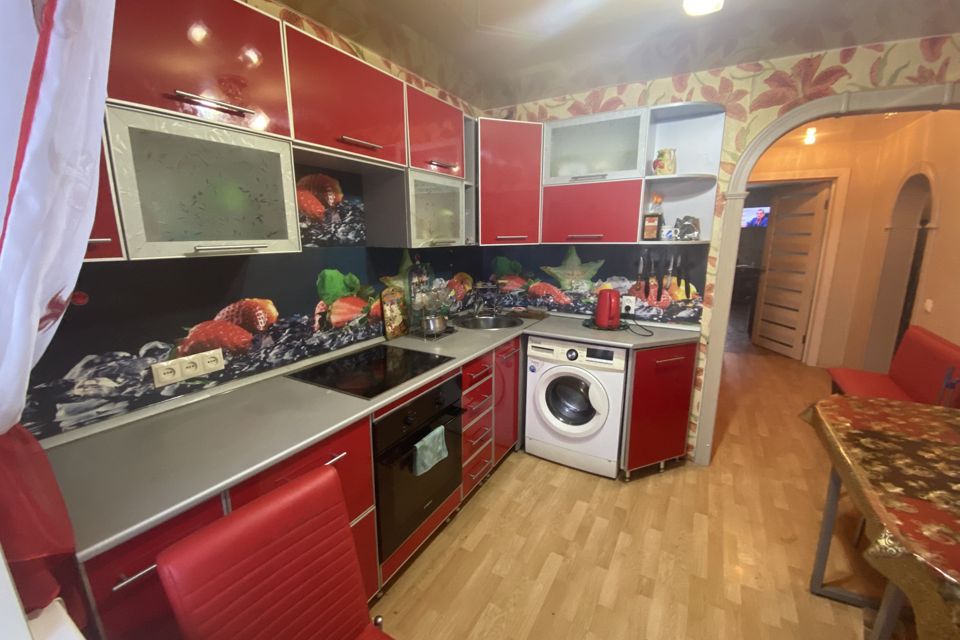 Продаётся 3-комнатная квартира, 62.9 м²