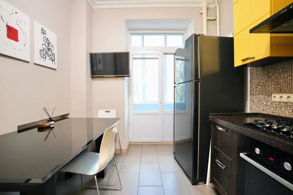 Продаётся 4-комнатная квартира, 101.6 м²