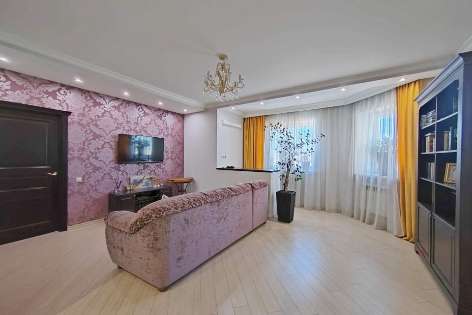 Продаётся 3-комнатная квартира, 85.7 м²