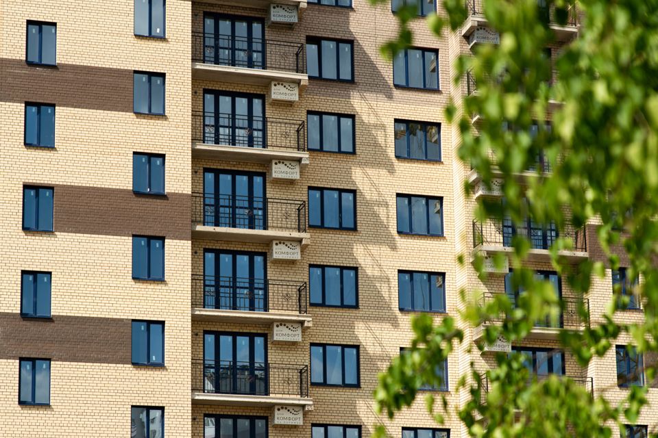 Продаётся 2-комнатная квартира, 105.5 м²