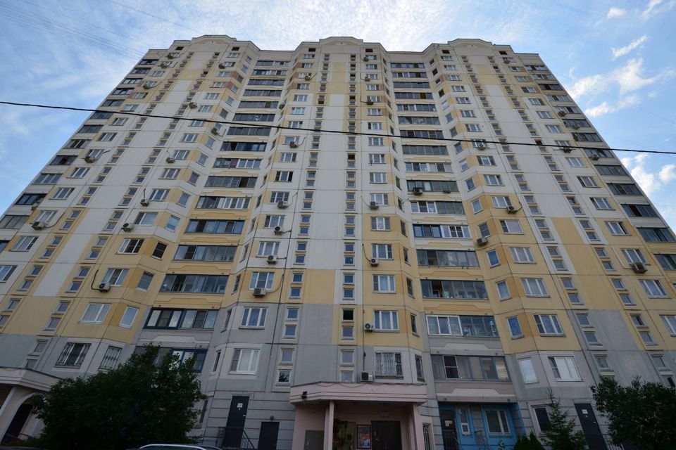 Продаётся 1-комнатная квартира, 42 м²