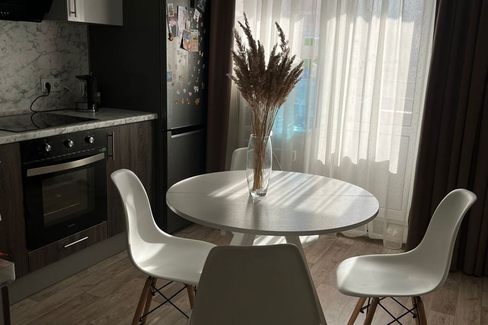 Продаётся 1-комнатная квартира, 38.6 м²