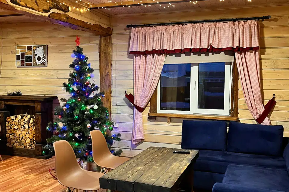 Продаётся 2-этажный дом, 142 м²