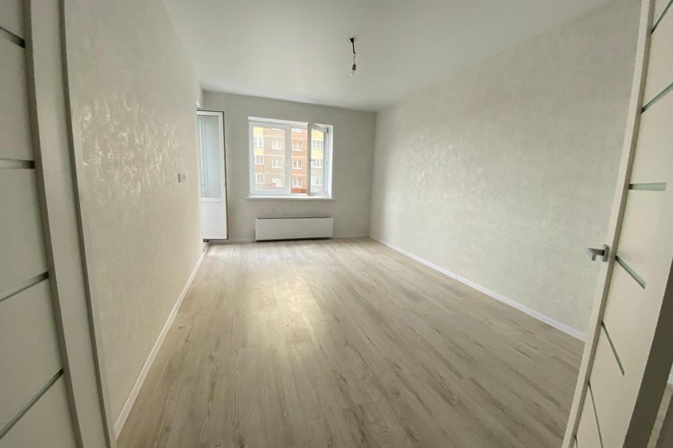 Продаётся 2-комнатная квартира, 60.8 м²