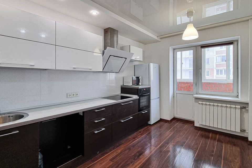 Продаётся 1-комнатная квартира, 42.3 м²