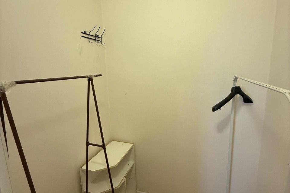 Продаётся 1-комнатная квартира, 41.6 м²