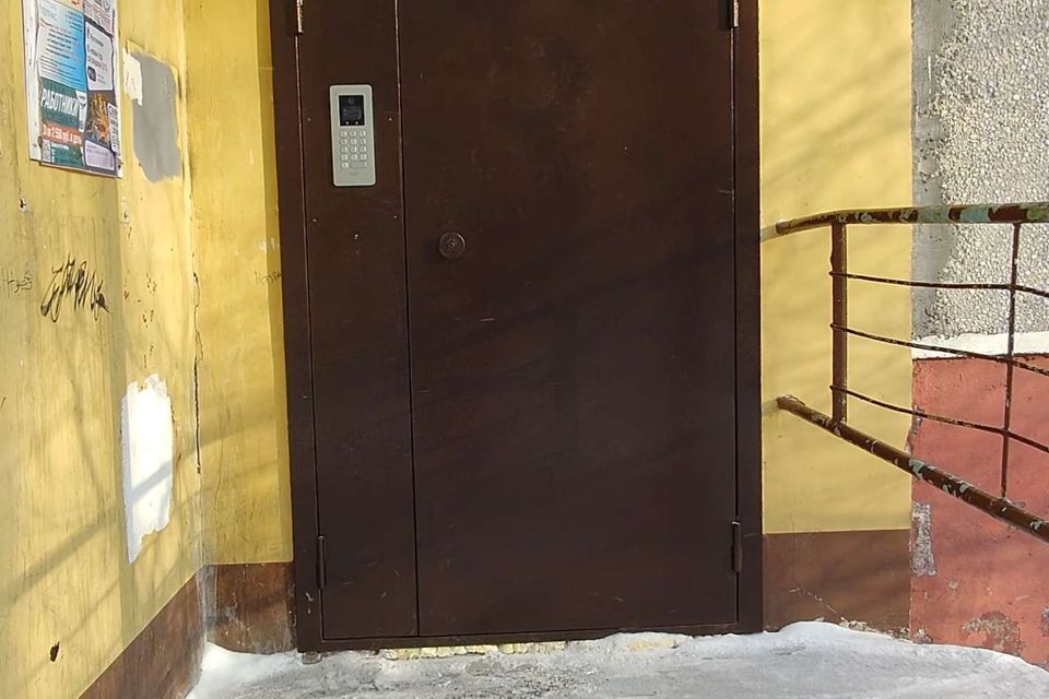 Продаётся 3-комнатная квартира, 57 м²