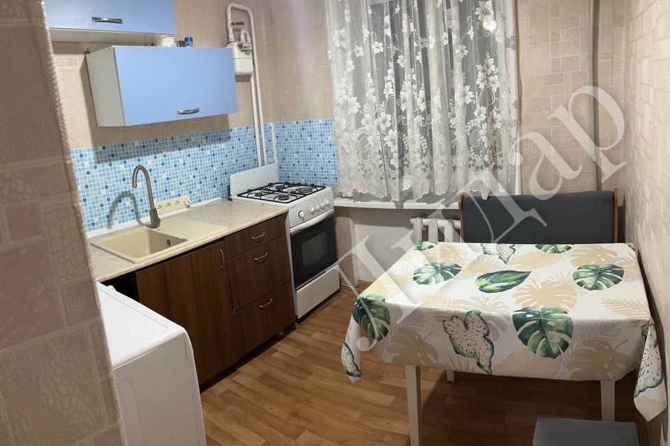 Продаётся 1-комнатная квартира, 33 м²