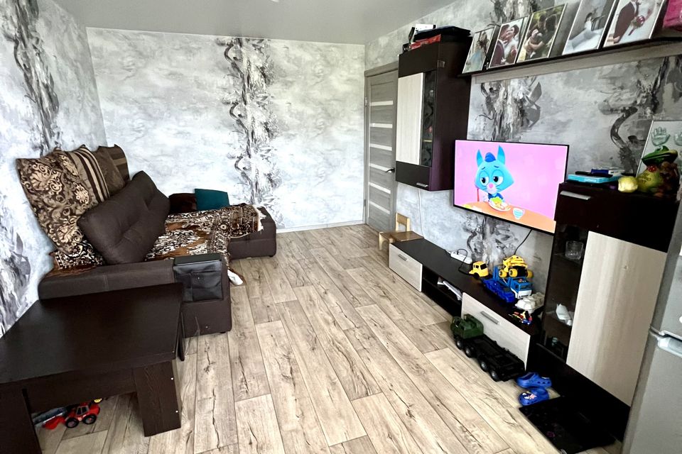 Продаётся 3-комнатная квартира, 56.7 м²