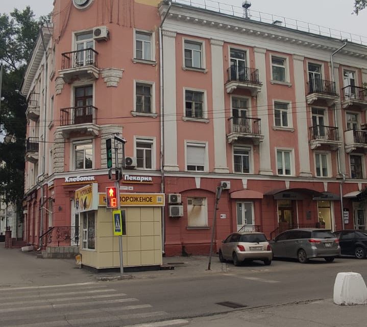 Продаётся 3-комнатная квартира, 56.9 м²