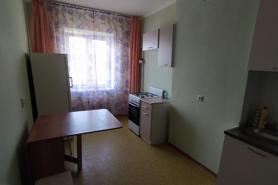 Продаётся 1-комнатная квартира, 39.5 м²