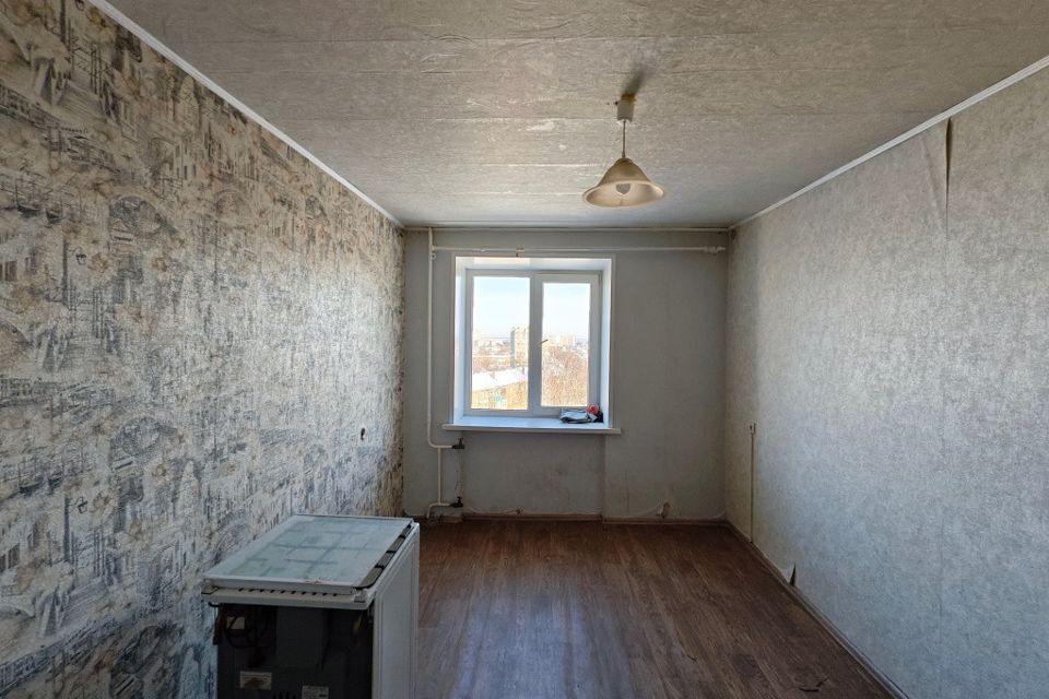 Продаётся комната в 3-комн. квартире, 15.2 м²
